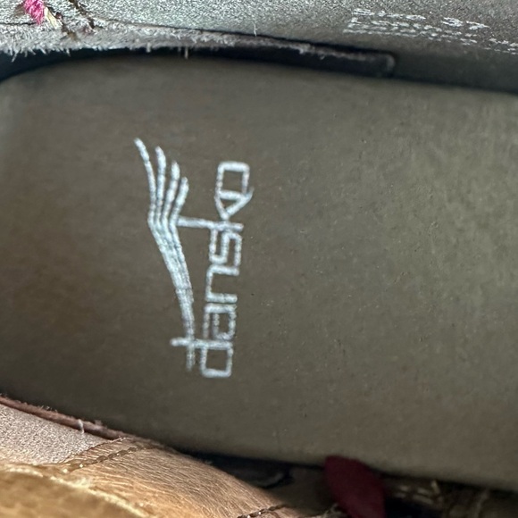 Dansko Women's Mina Ankle Leather Bootie Color: Red Oiled Size: 37 NEW - Picture 14 of 16